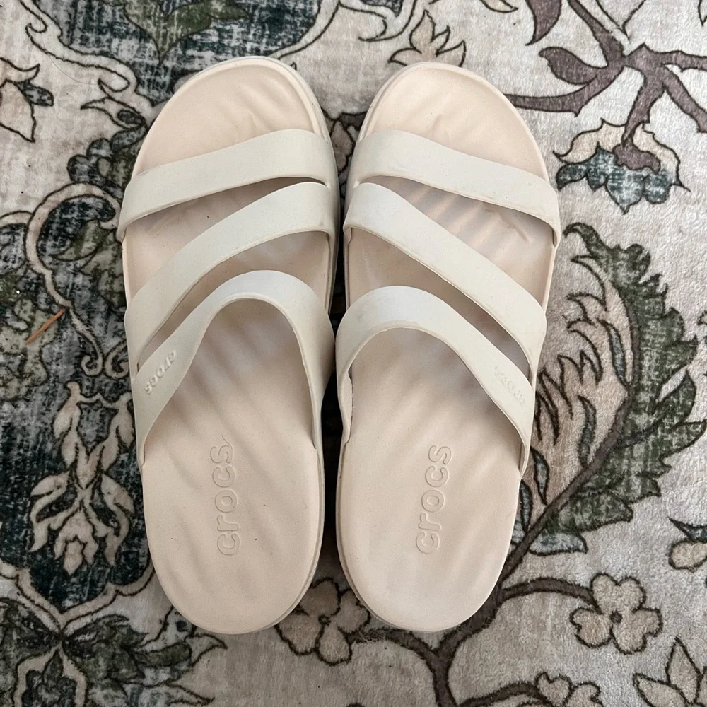 CROCS Women's Strappy Slide Sandals - Cream - Picture 1 of 3